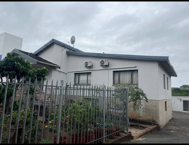 350M² MINI FACTORY TO LET IN PARLOCK